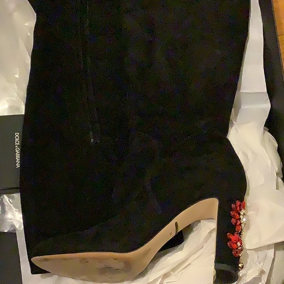 Dolce and Gabbana boots - Picture 3 of 16